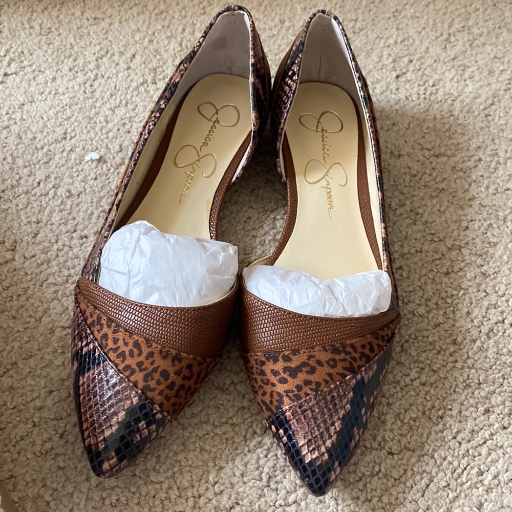 Brand new with box Jessica Simpson Crissile Flats size 6m